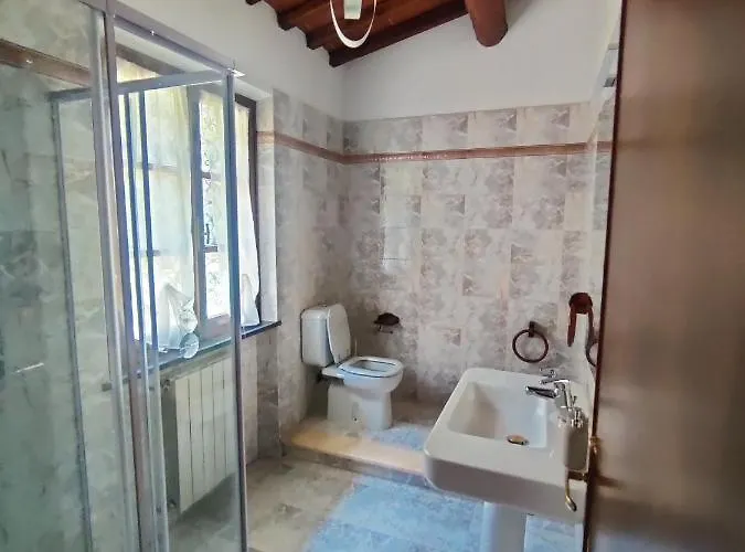 Casa Valgraziosa Hytte Calci